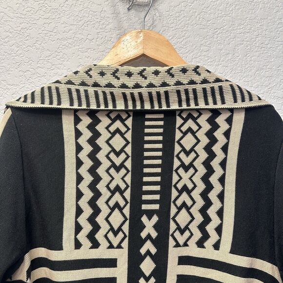 Black and White Geometric Cardigan, Open Front, Draped, Tribal Print, Aztec Boho - Picture 4 of 15